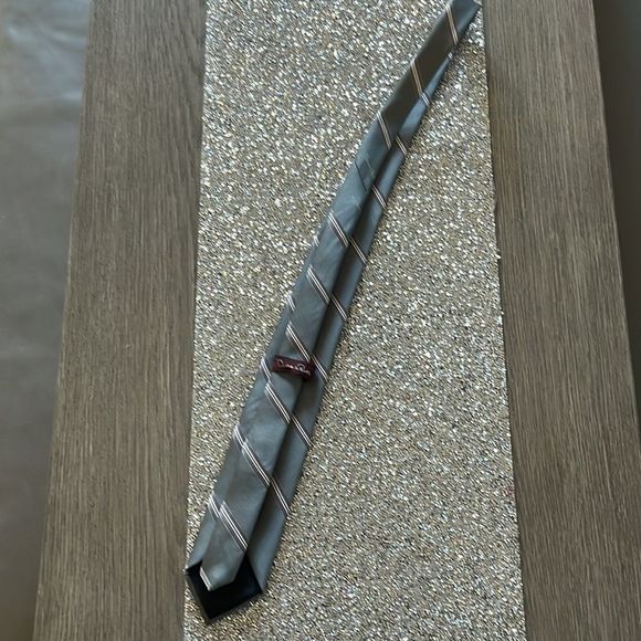 MENS OSCAR de la RENTA TIE GRAY WHITE TAN STRIPED - Picture 3 of 4